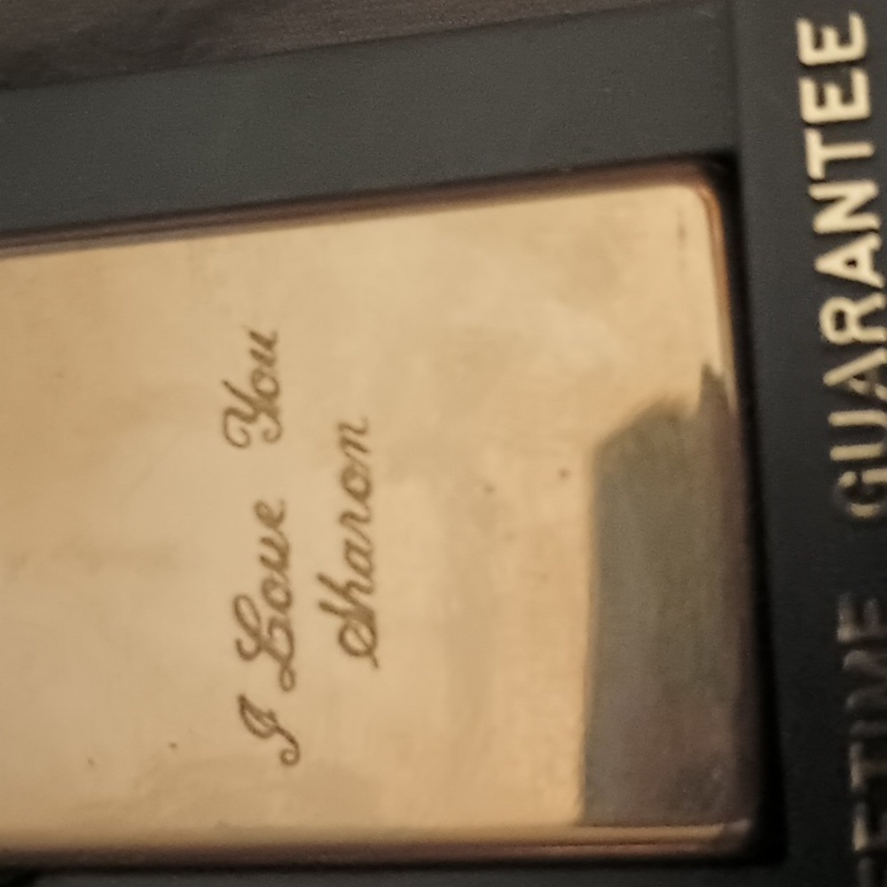 Authentic Zippo - Picture 3 of 6